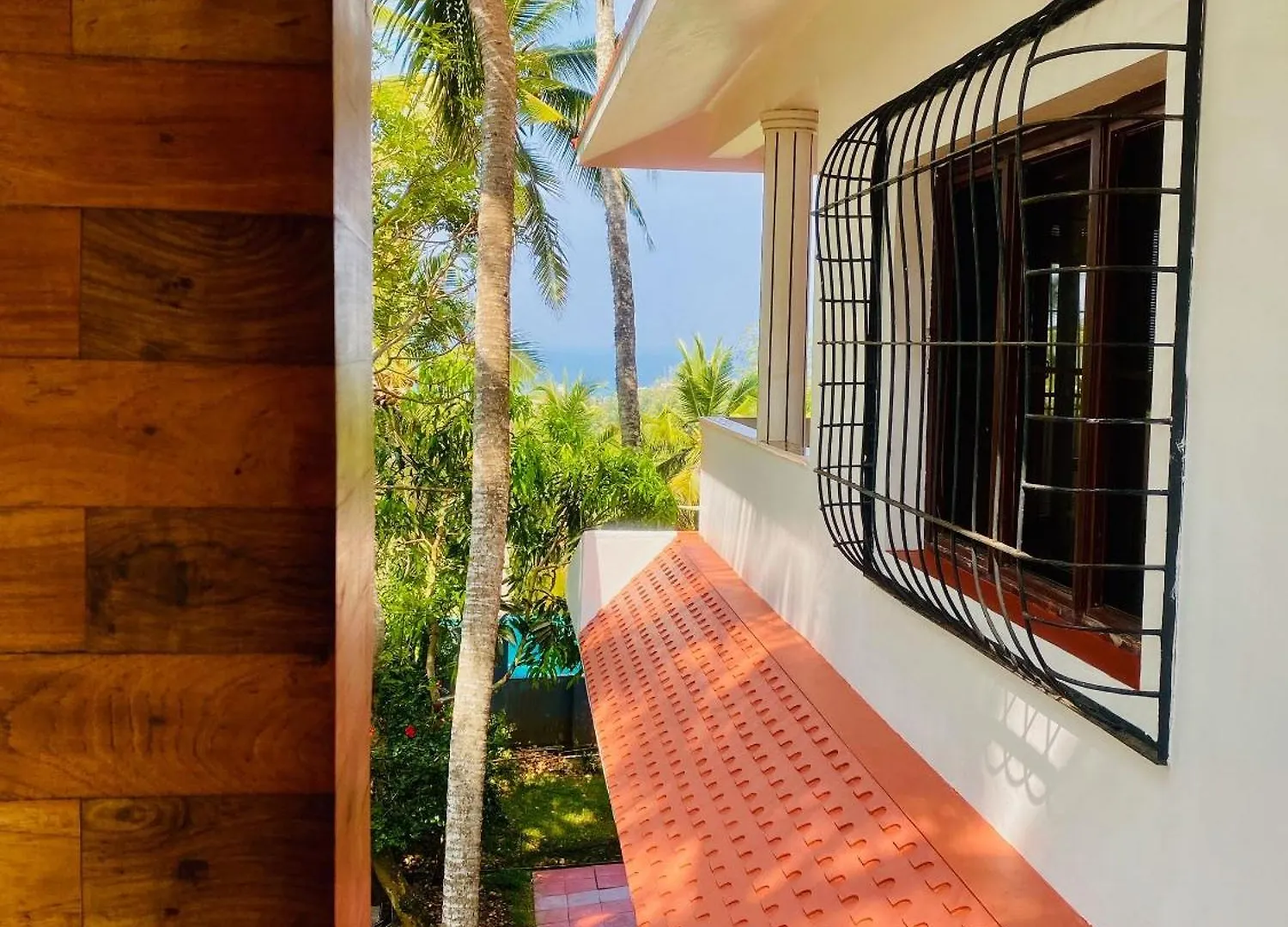 Room In House - Kesaviyam Luxury Heritagesuites Kovalam Lighthouse India